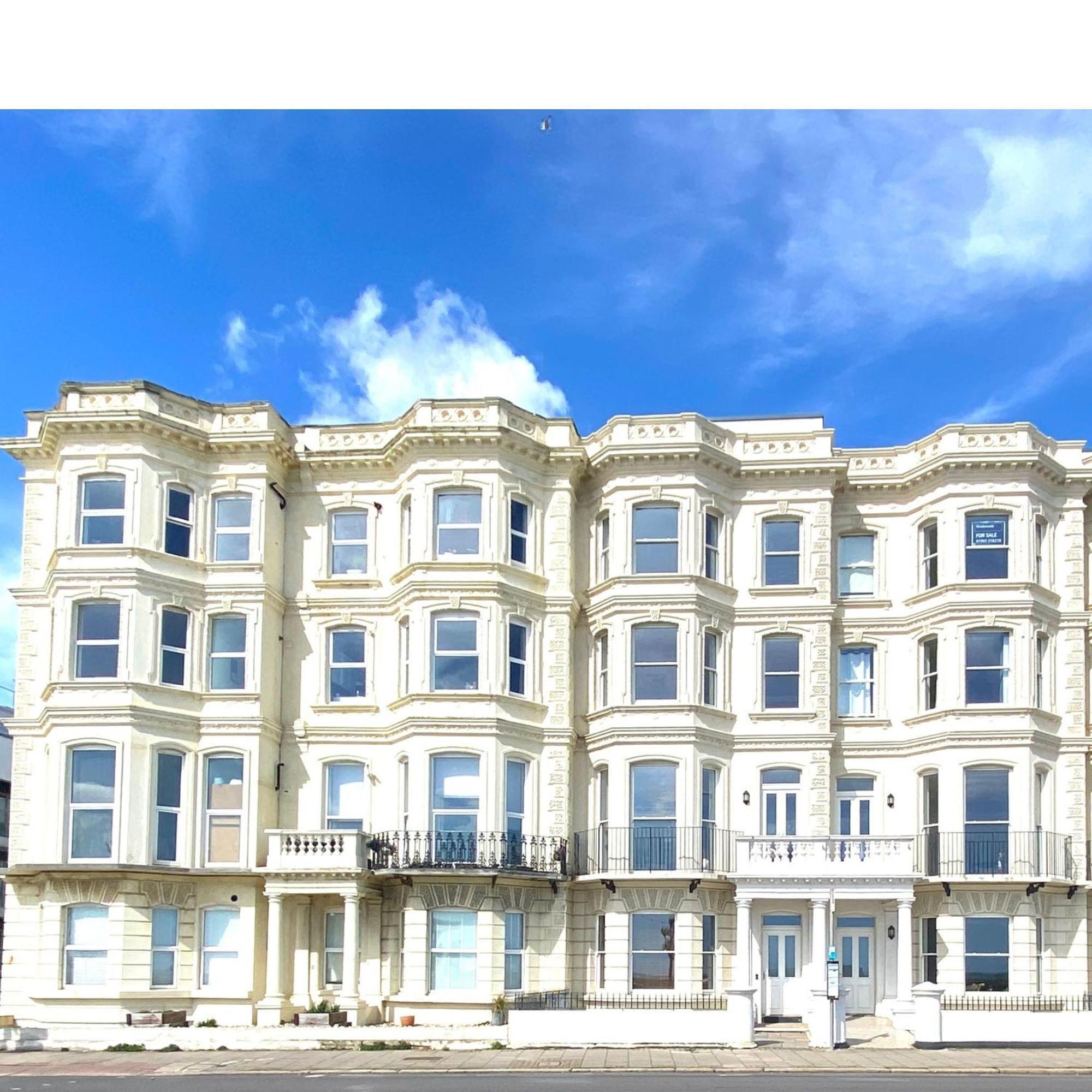 Stunning 2 Bed Apartment Sea Views And Parking Worthing Exterior foto